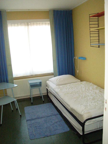 kleine slaapkamer (1-persoons opstelling) | kleines Schlafzimmer (Einperson Aufstellung) | small bedroom (1 person placing)